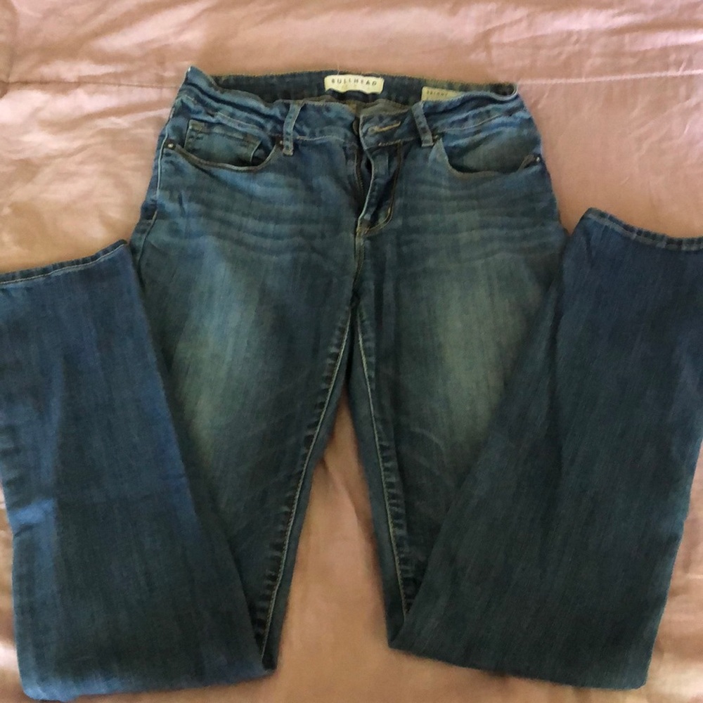 Size 5 skinny bullhead jeans
